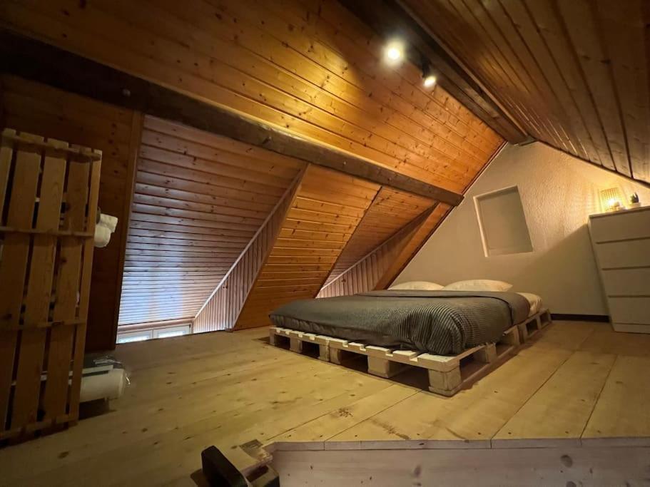 Charmant Appartement En Duplex A Porrentruy Extérieur photo